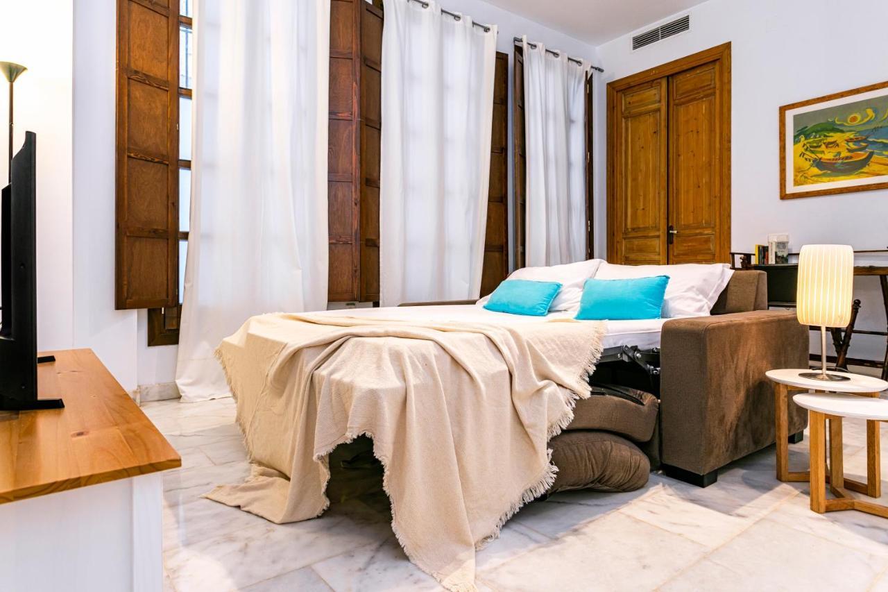 -Malagasunapts- Premium Historical Citycentre 외부 사진